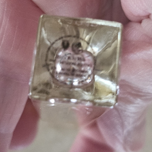 Kayali Vanilla Royale Sugared Patchouli 10ml - Picture 3 of 5